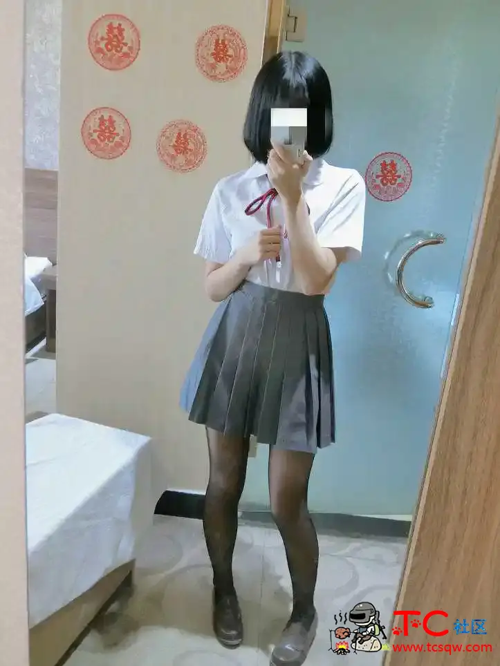 一只肉酱阿 – 黑丝制服 [45P+4V] TC辅助网www.tcsq1.com1905