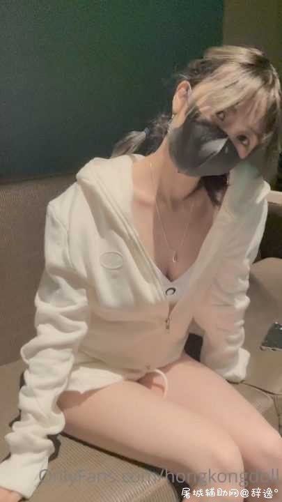 [视频]玩偶姐姐 HongKongDoll OnlyFans 公共场合的性爱[1V-751M] TC辅助网www.tcsq1.com9516